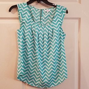 Chevron Top